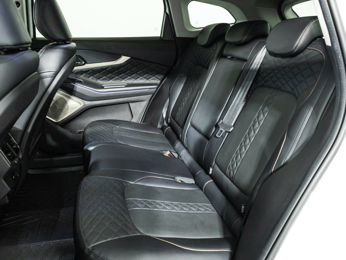 EXEED TXL с пробегом — 2024 год. Фото: #9